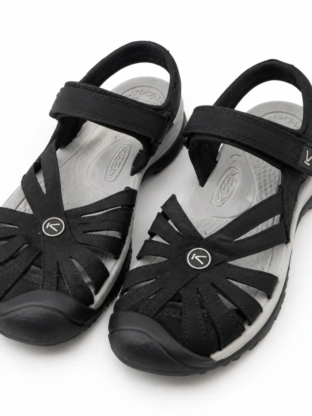 KEEN Whisper Women’s Black Closed Toe Sport Sandals Size 7